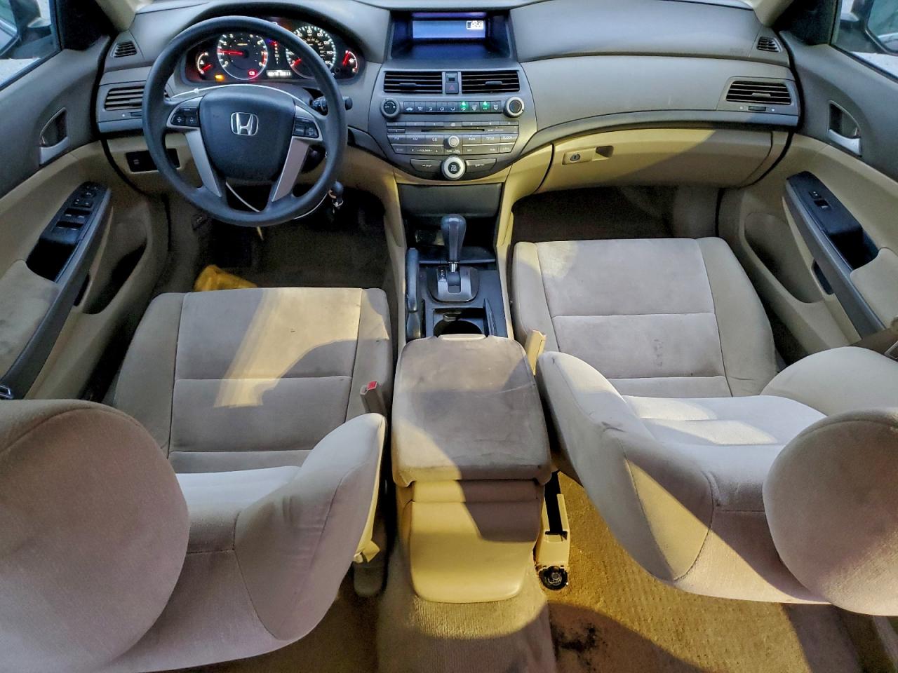 2010 HONDA ACCORD LXP photo 8