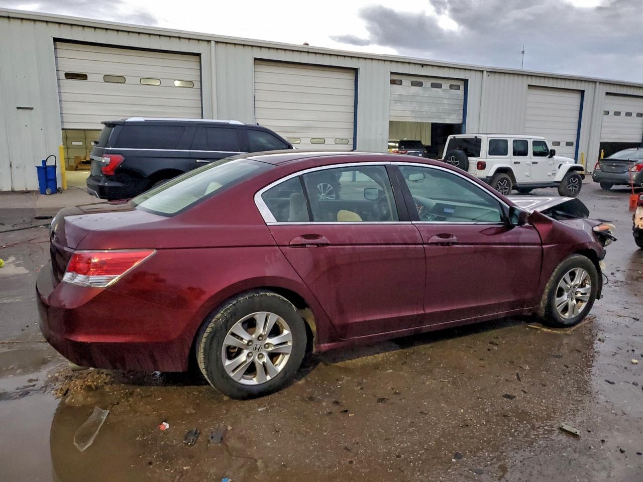 2010 HONDA ACCORD LXP photo 3