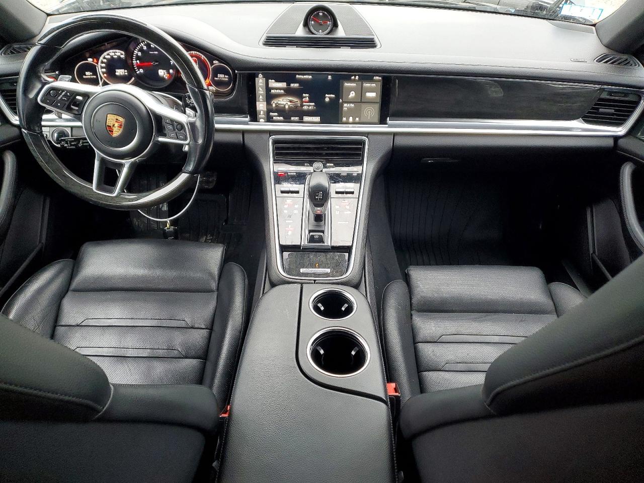 2017 PORSCHE PANAMERA 2 photo 8