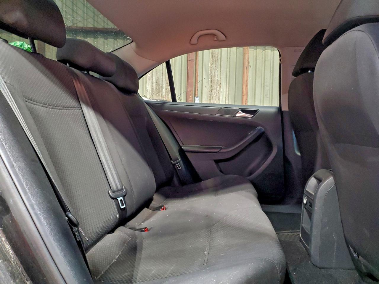2013 VOLKSWAGEN JETTA BASE photo 10