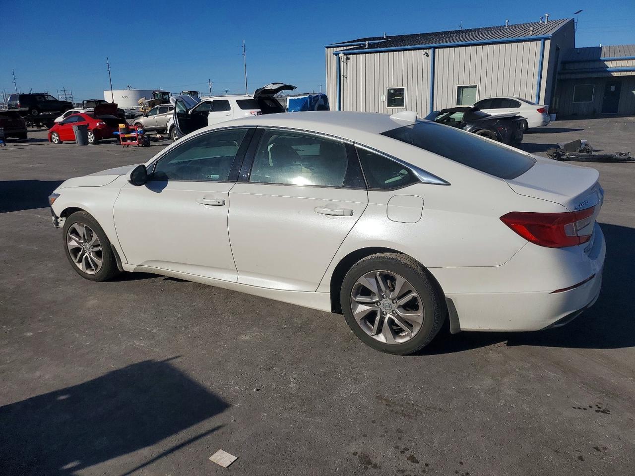 2020 HONDA ACCORD LX photo 4