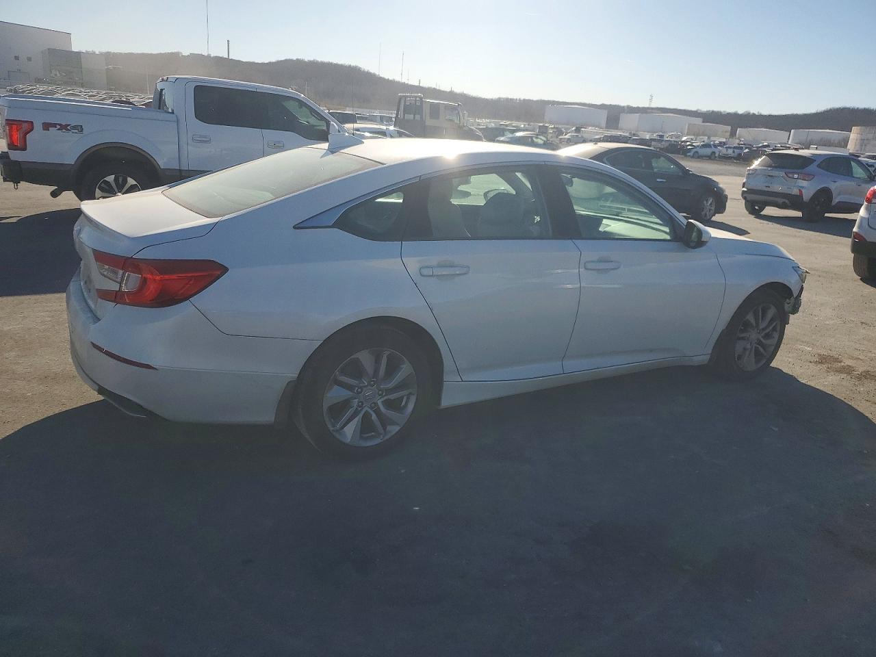 2020 HONDA ACCORD LX photo 7