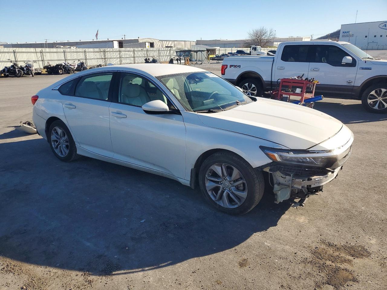 2020 HONDA ACCORD LX photo 10