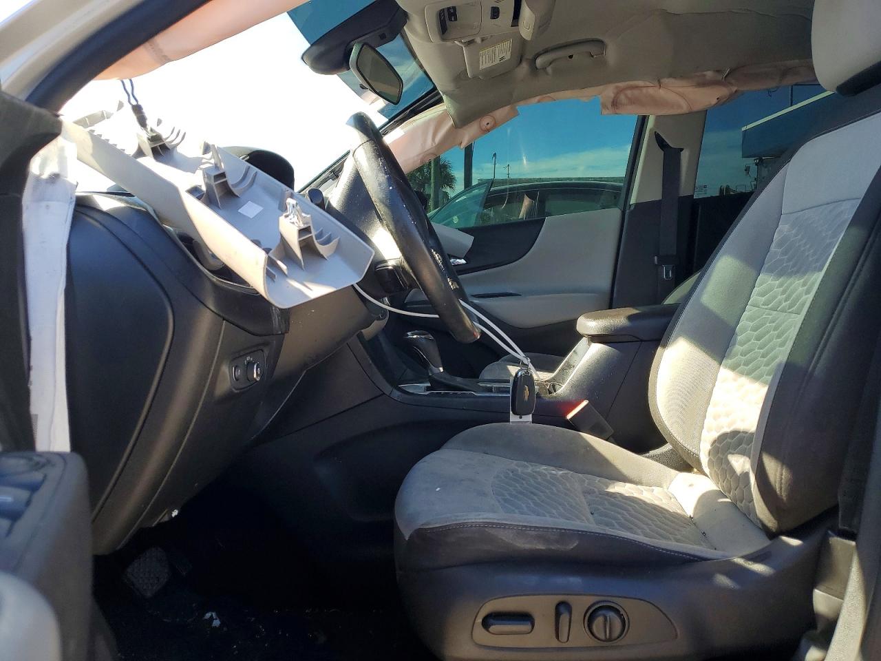 2019 CHEVROLET EQUINOX LT photo 13