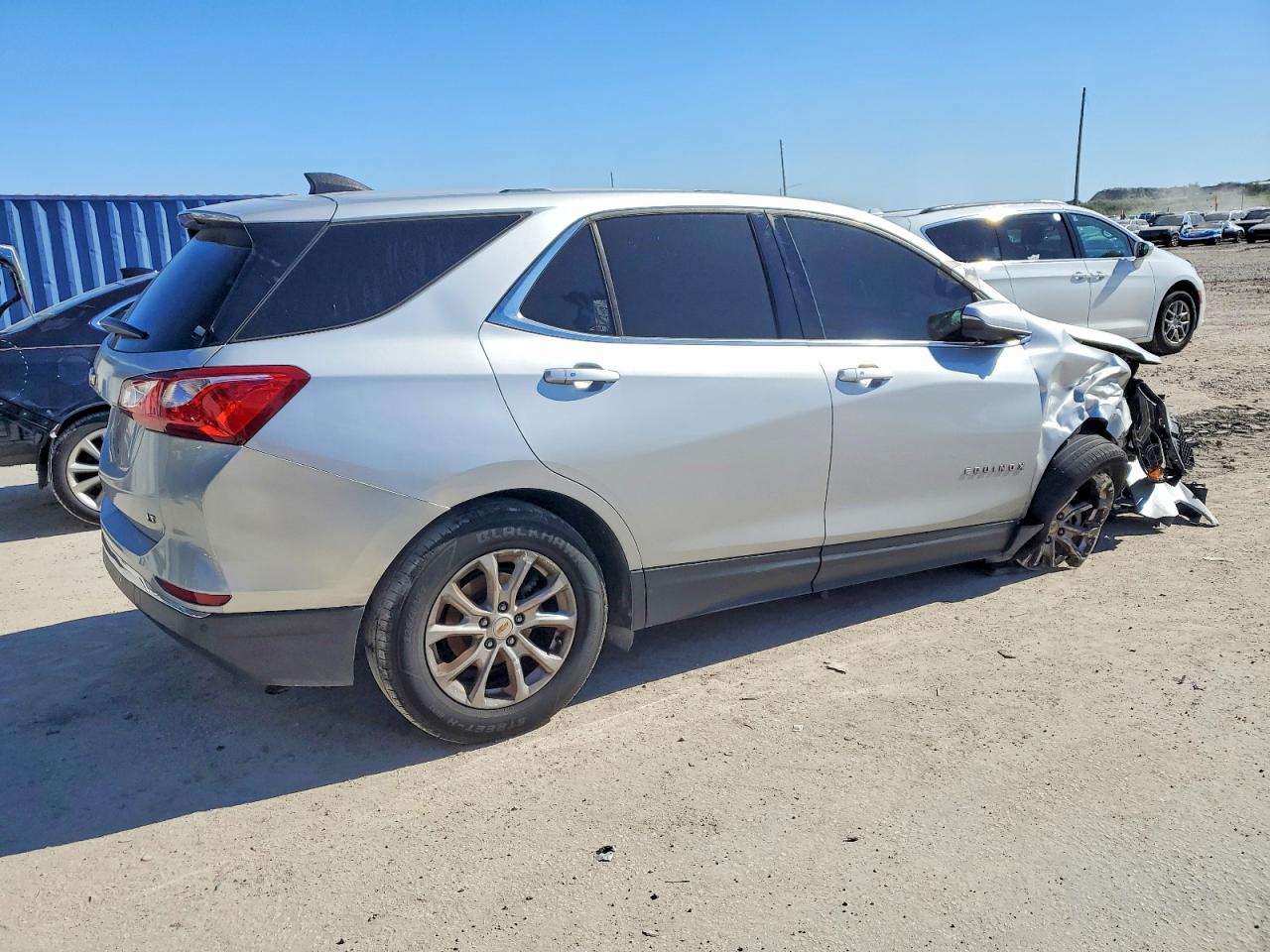 2019 CHEVROLET EQUINOX LT photo 5