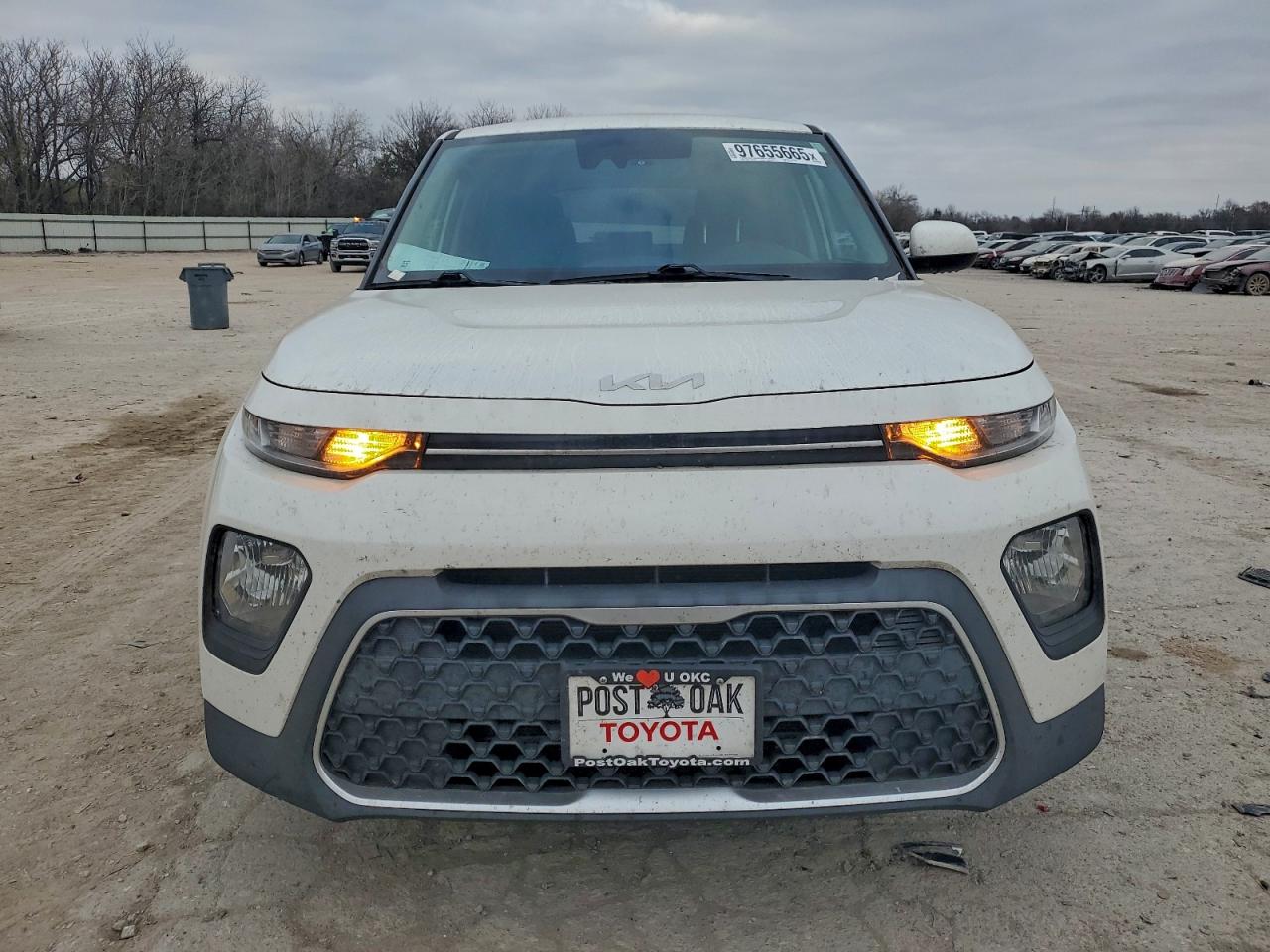 2022 KIA SOUL LX photo 5