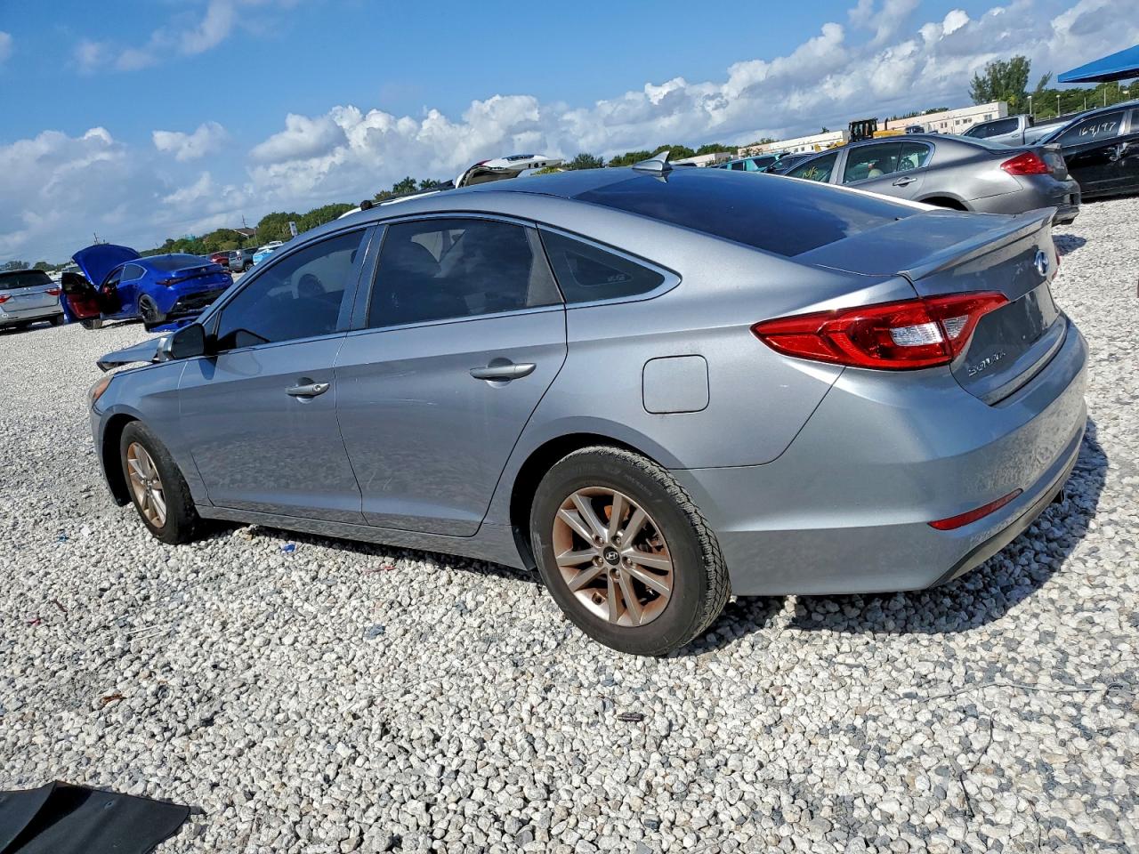 2016 HYUNDAI SONATA SE photo 2