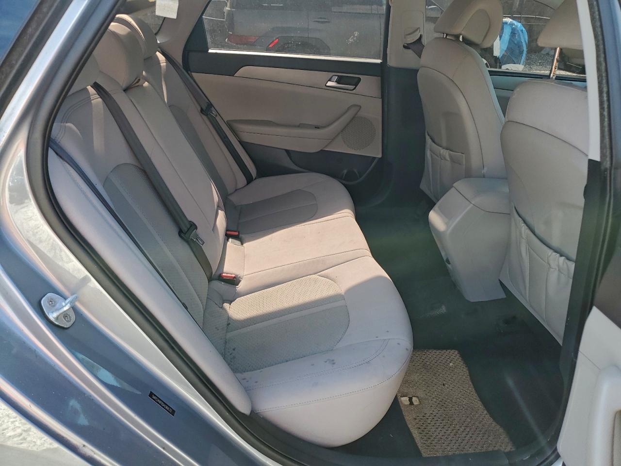 2016 HYUNDAI SONATA SE photo 10
