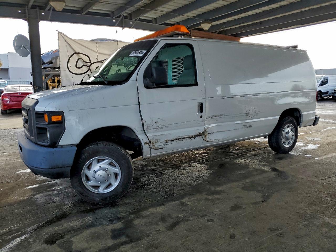 2011 FORD ECONOLINE