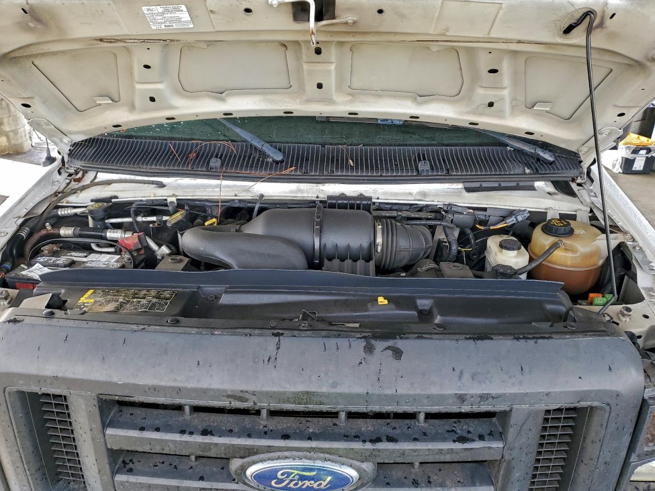2011 FORD ECONOLINE E150 VAN photo 11