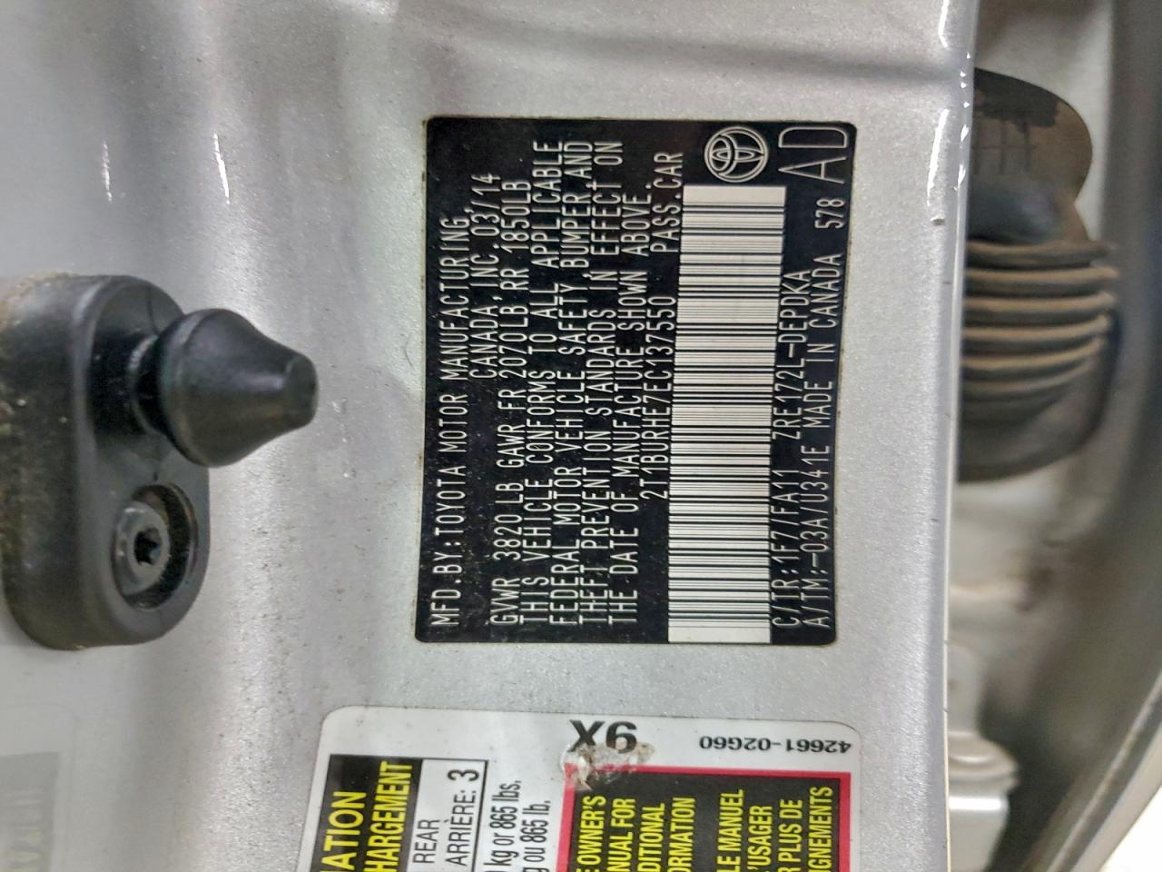 2014 TOYOTA COROLLA L photo 12