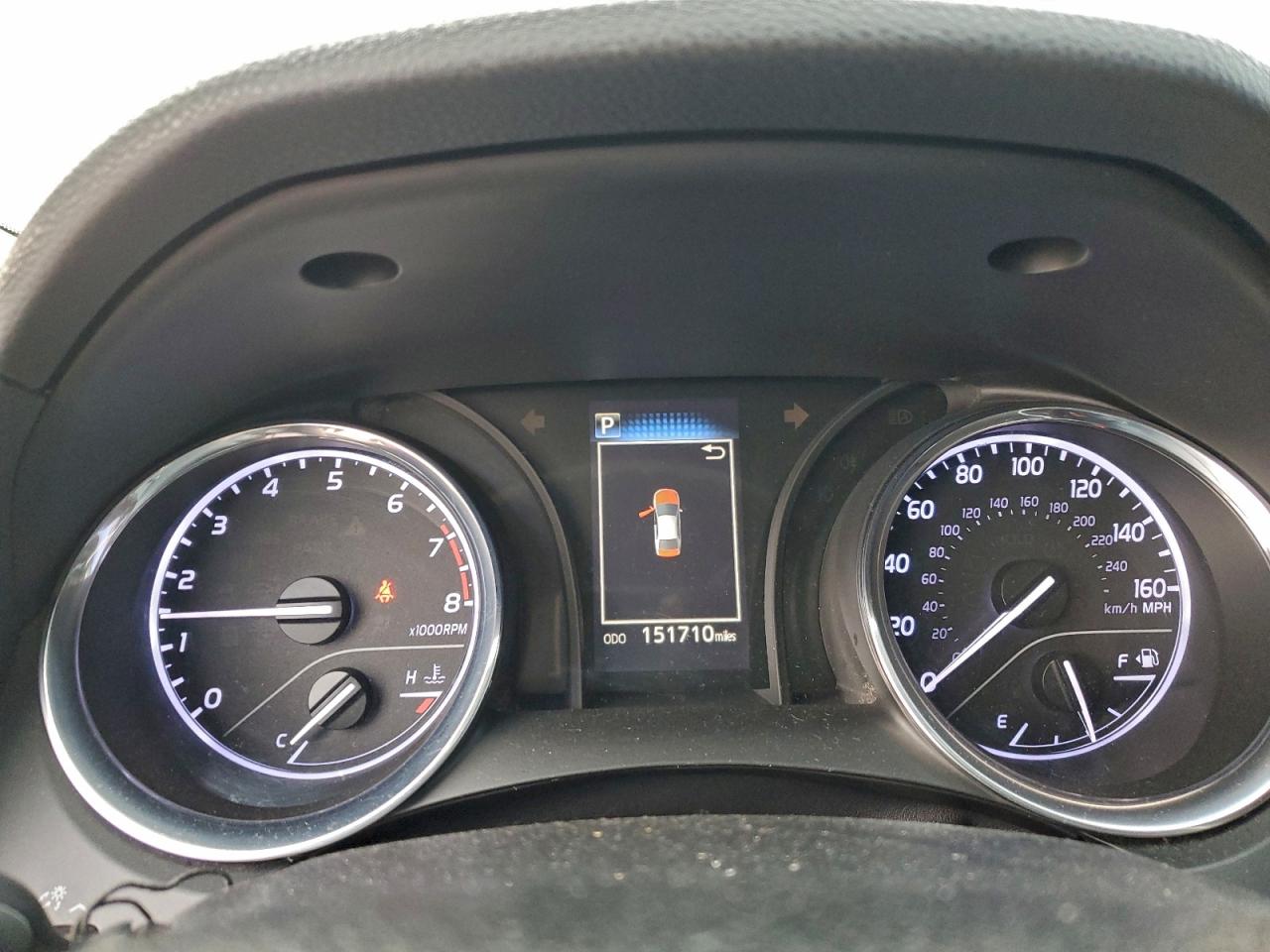 2020 TOYOTA CAMRY LE photo 9