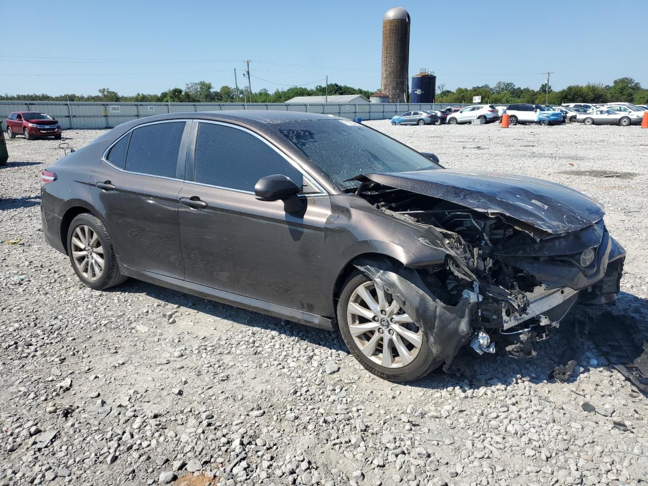 2018 TOYOTA CAMRY L photo 4