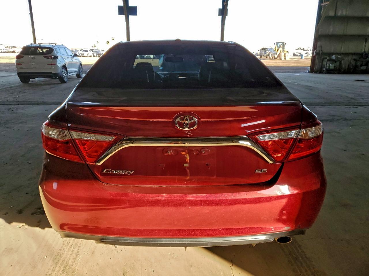 2015 TOYOTA CAMRY LE photo 6