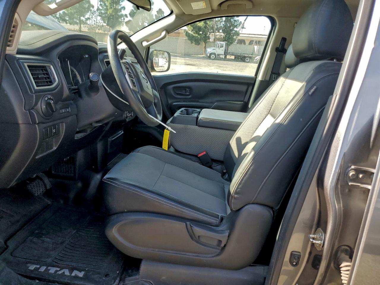 2018 NISSAN TITAN XD S photo 7