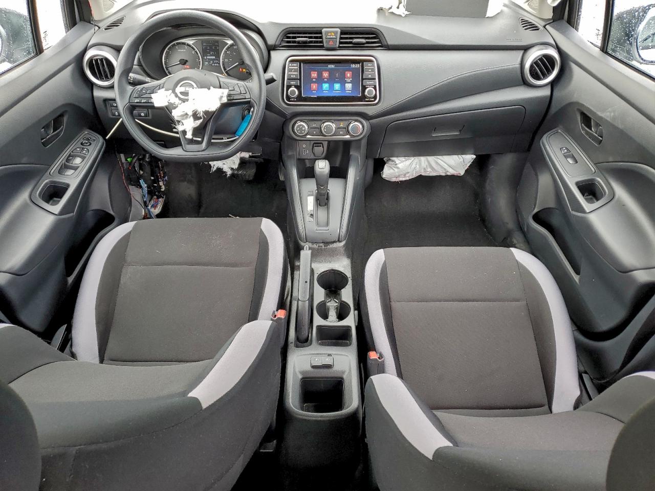 2025 NISSAN VERSA S photo 8