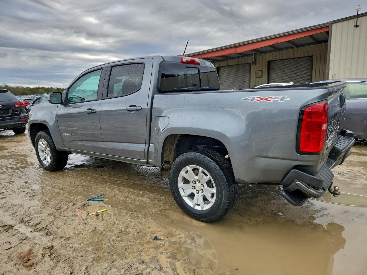 2022 CHEVROLET COLORADO LT photo 2