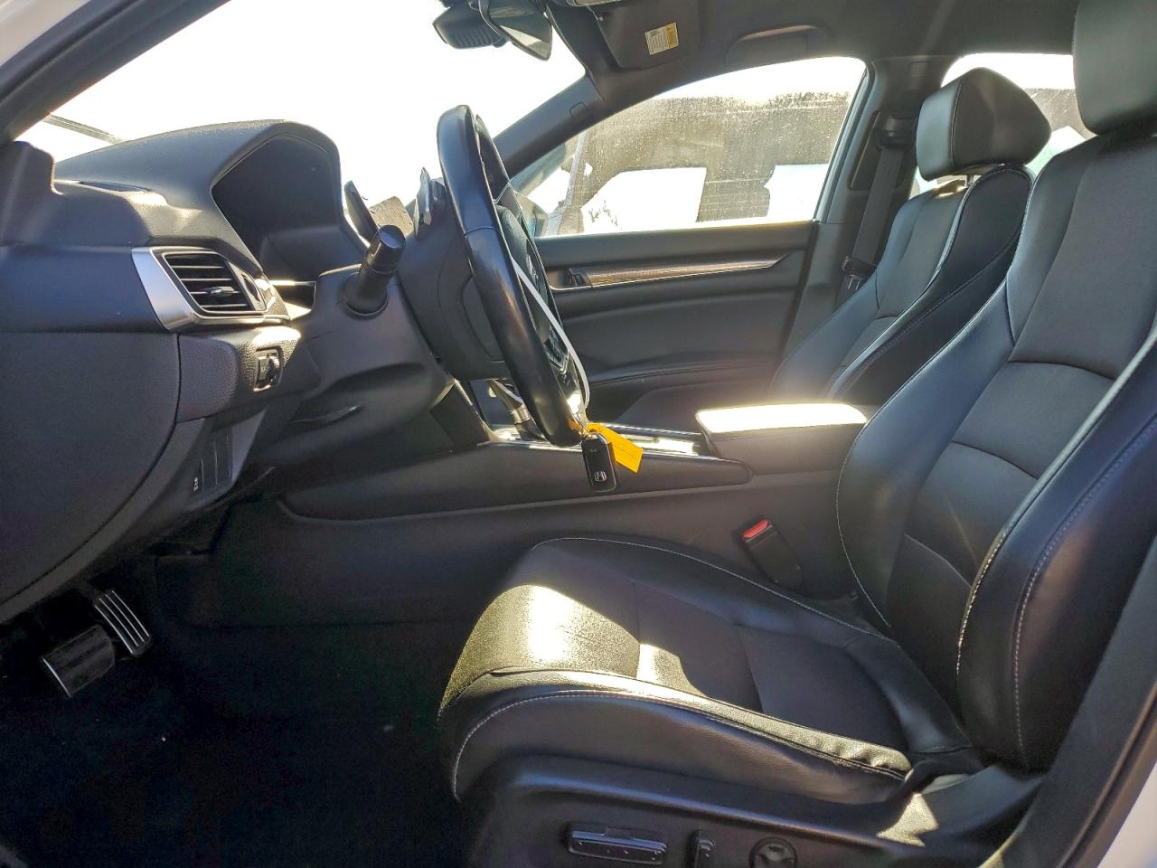 2018 HONDA ACCORD SPORT photo 7