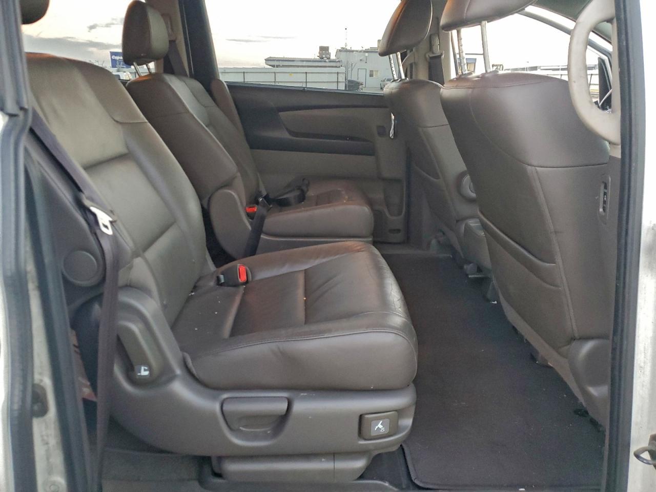 2014 HONDA ODYSSEY EXL photo 10