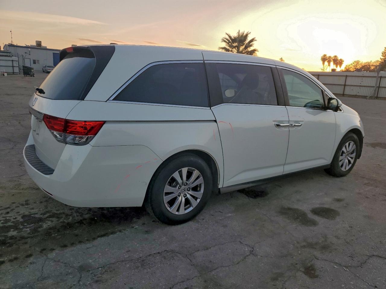 2014 HONDA ODYSSEY EXL photo 3