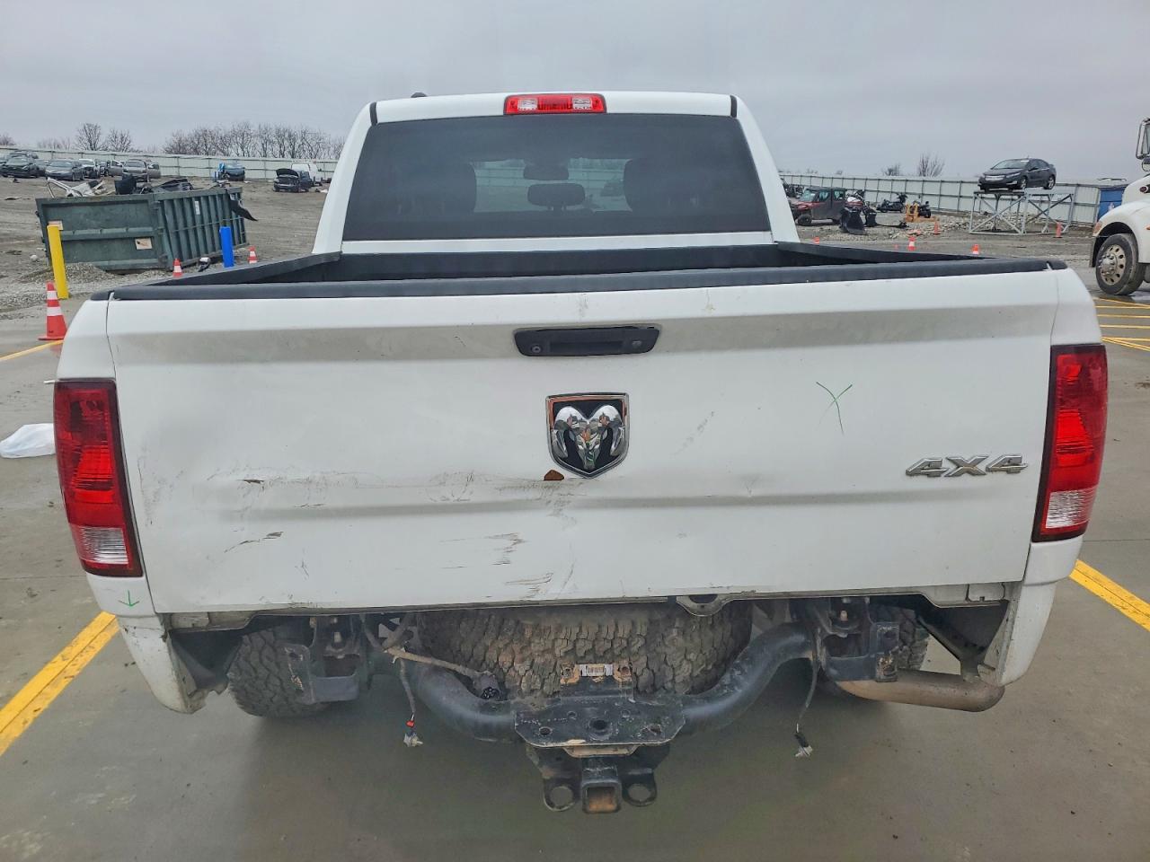 2015 RAM 1500 ST photo 6