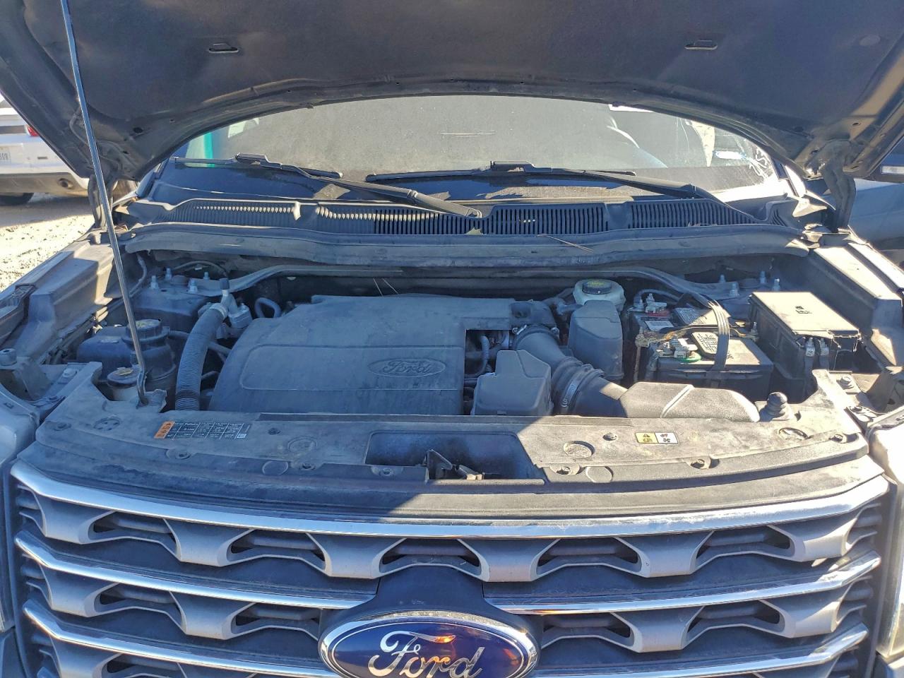 2017 FORD EXPLORER XLT photo 11