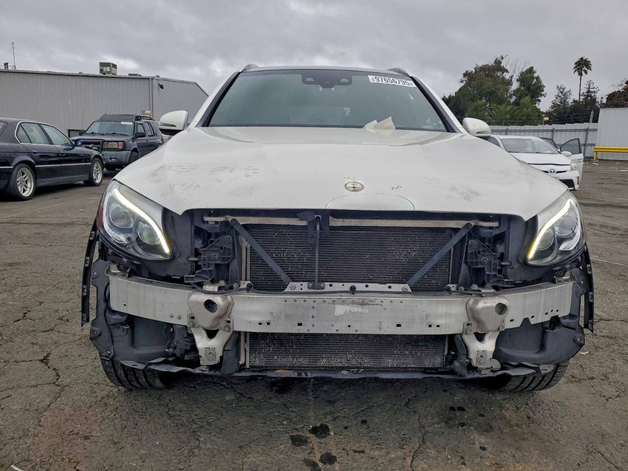 2018 MERCEDES-BENZ GLC 300 4MATIC photo 5