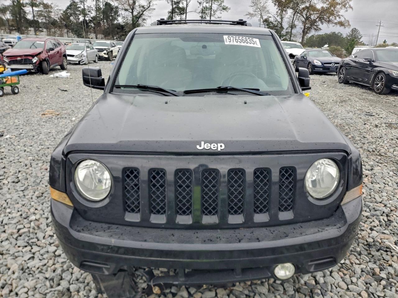 2012 JEEP PATRIOT LATITUDE photo 5