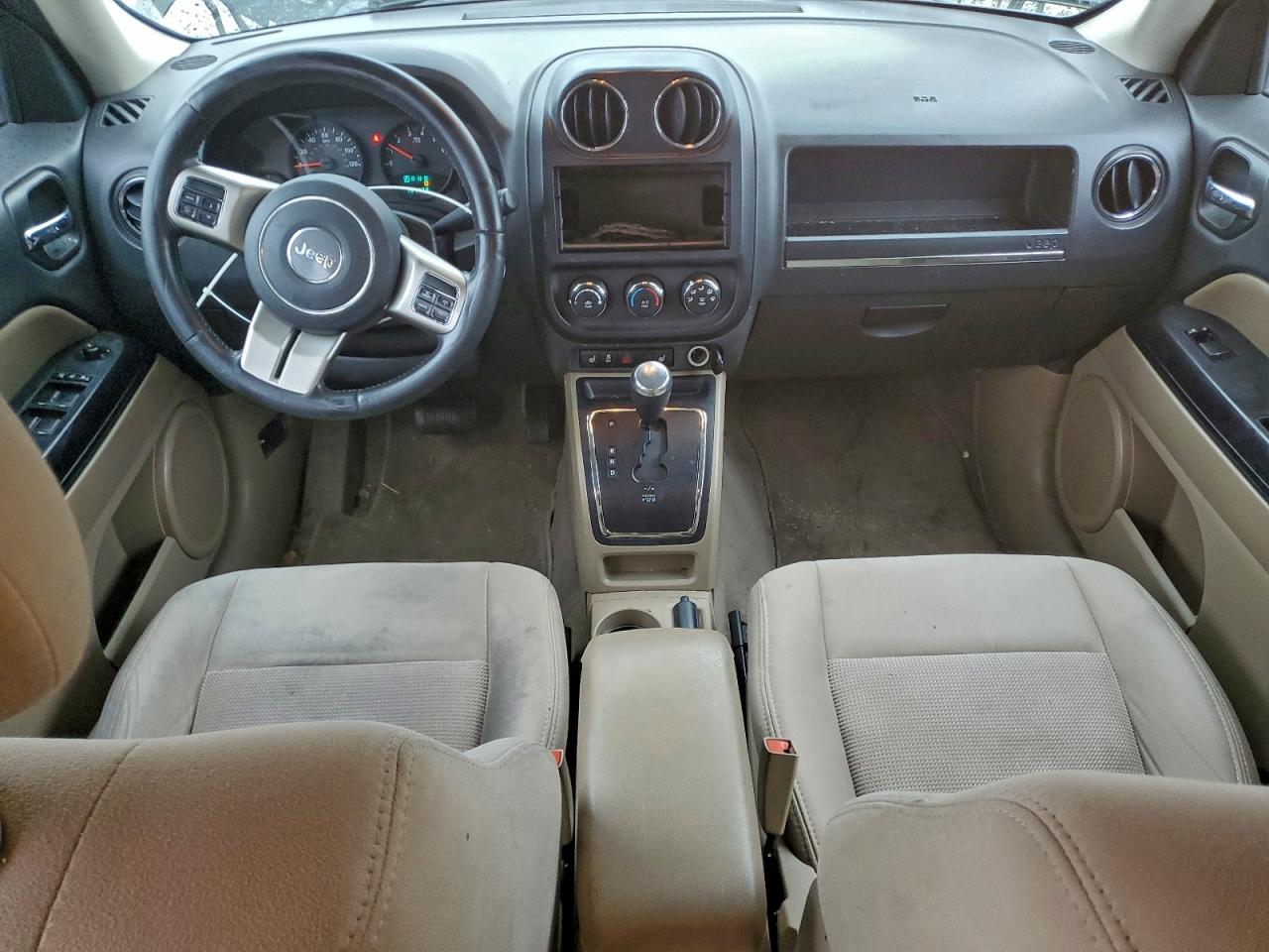 2012 JEEP PATRIOT LATITUDE photo 8