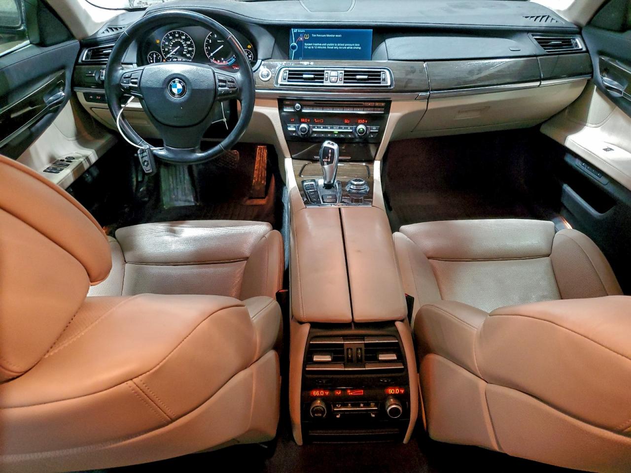 2011 BMW 750 XI photo 8