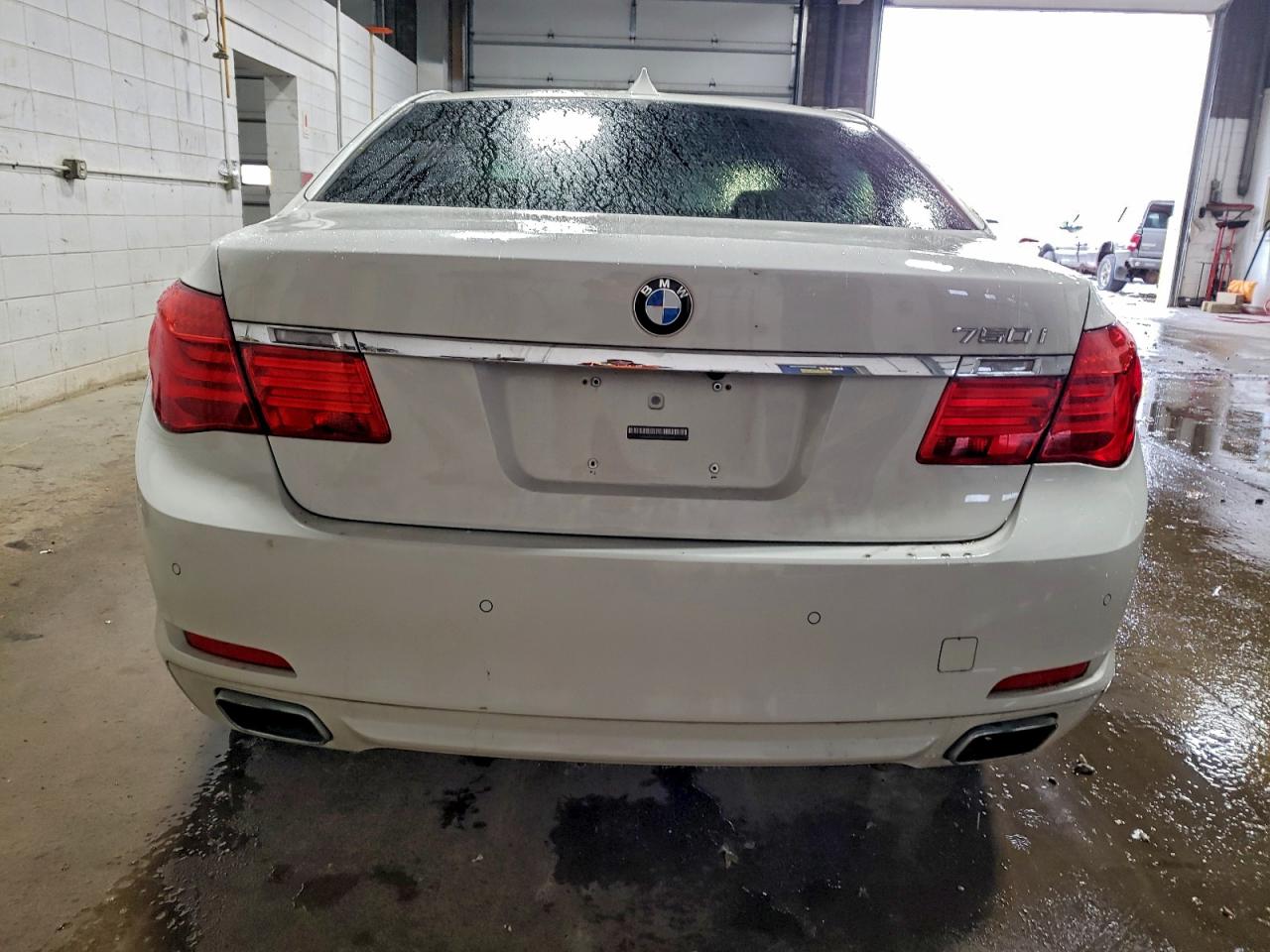 2011 BMW 750 XI photo 6