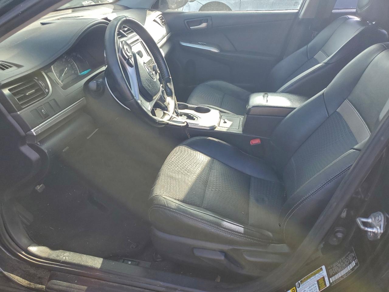 2013 TOYOTA CAMRY L photo 7