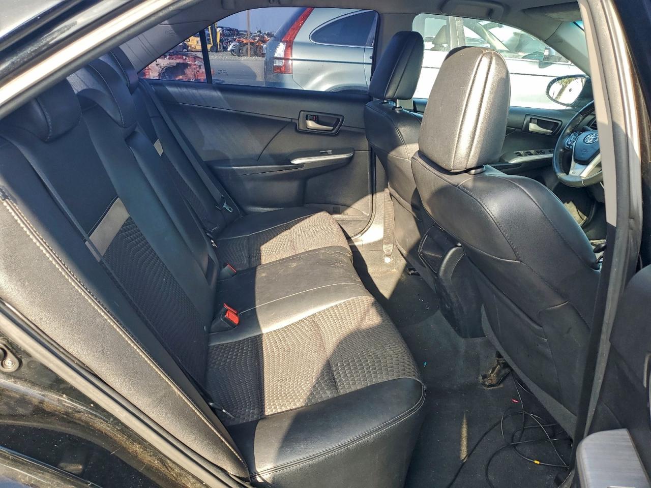 2013 TOYOTA CAMRY L photo 10