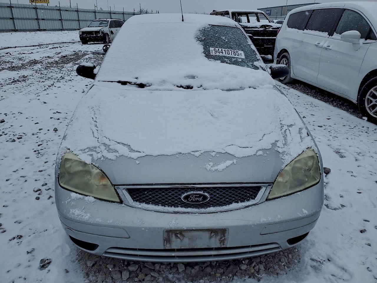2005 FORD FOCUS ZX4 photo 5