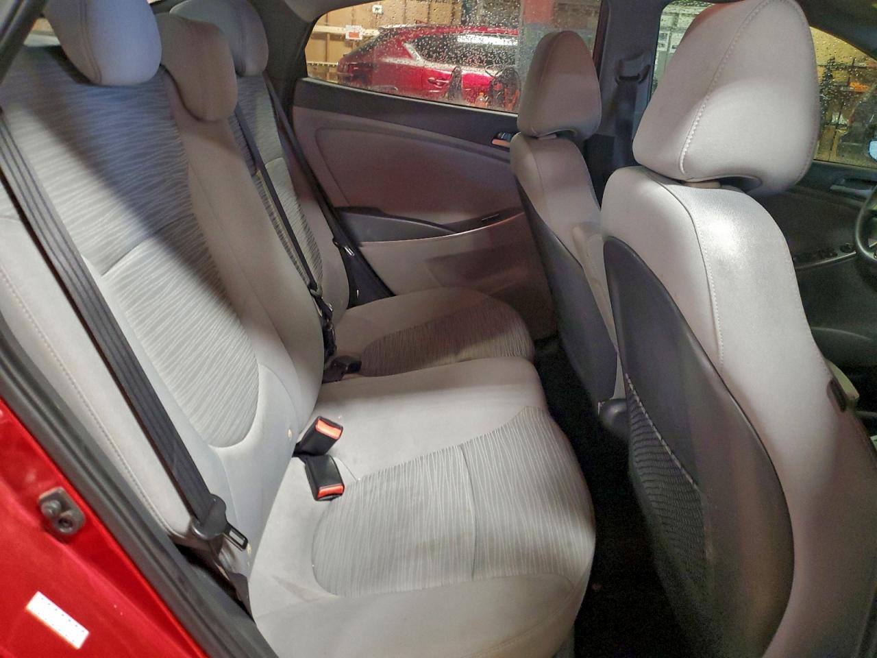 2015 HYUNDAI ACCENT GLS photo 10