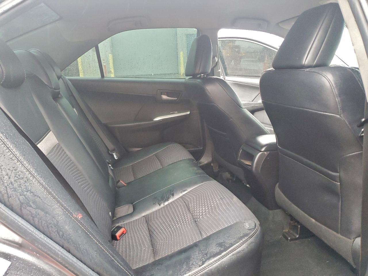 2014 TOYOTA CAMRY L photo 10