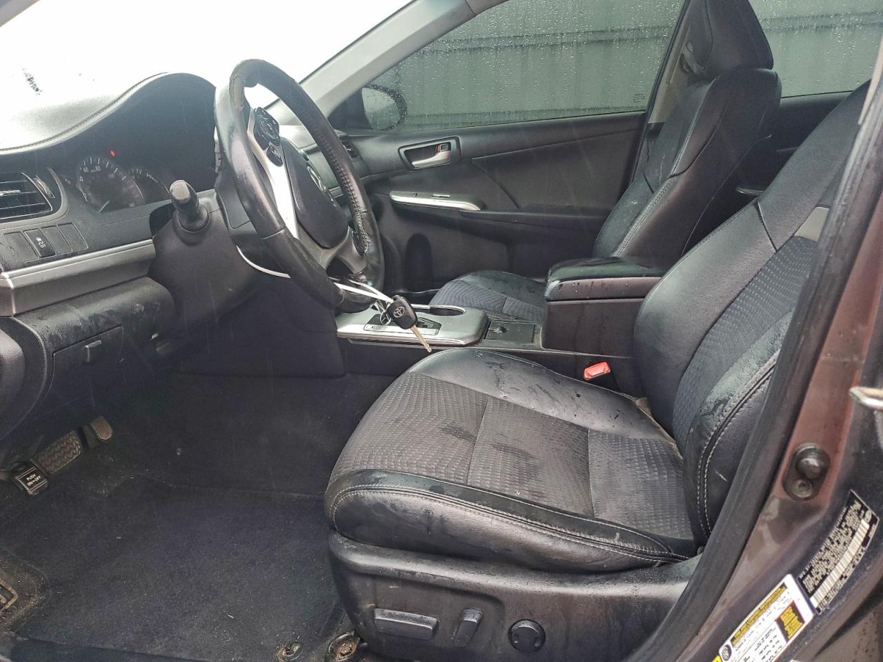 2014 TOYOTA CAMRY L photo 7