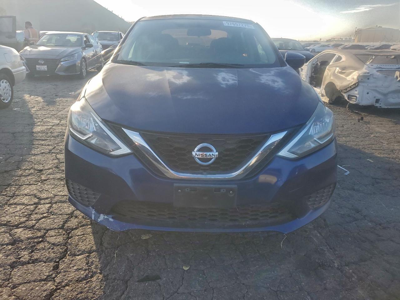 2016 NISSAN SENTRA S photo 5