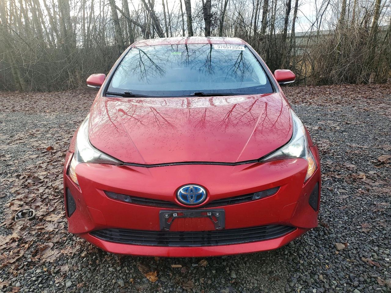 2018 TOYOTA PRIUS photo 5