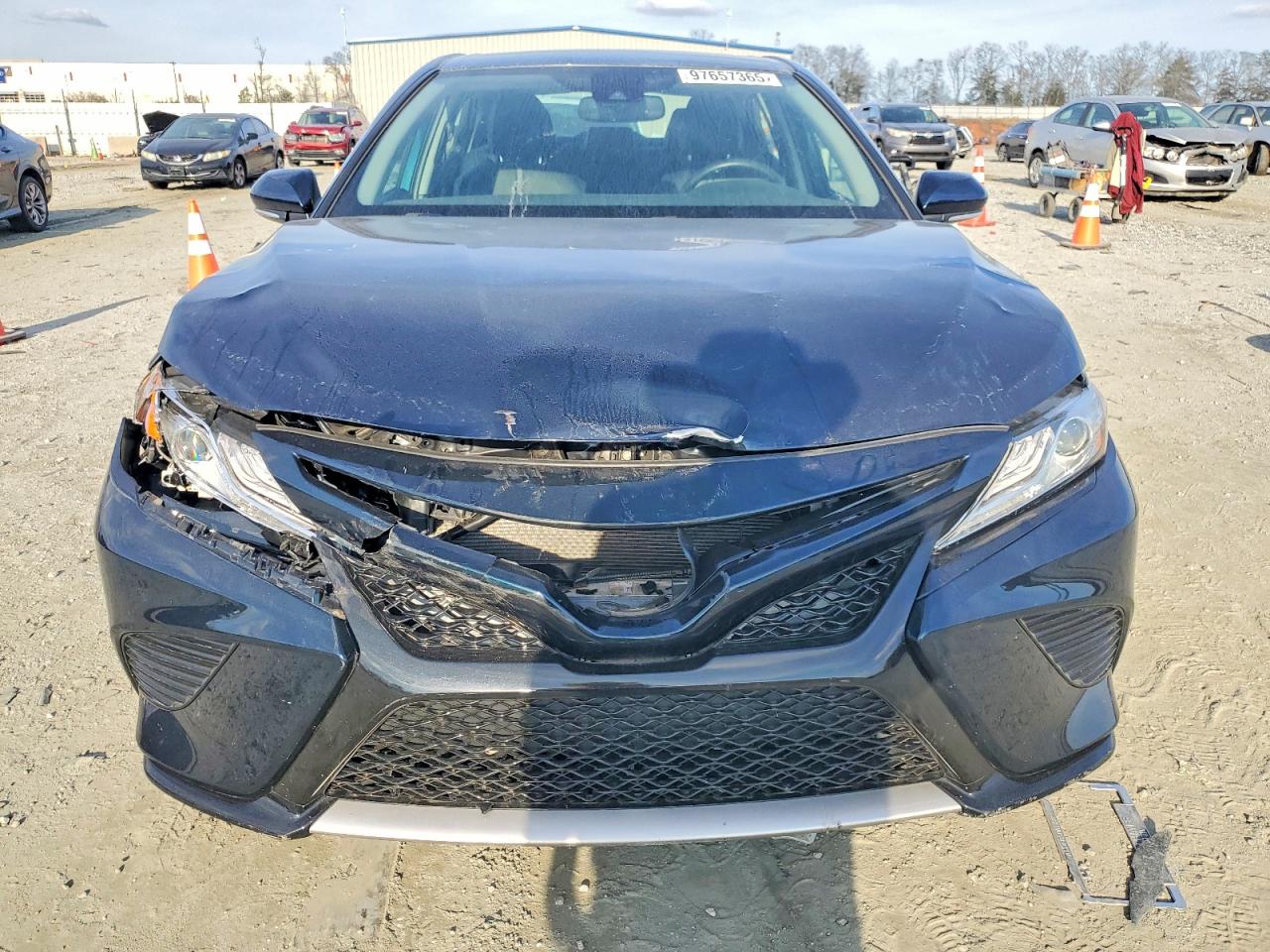 2020 TOYOTA CAMRY XSE photo 5