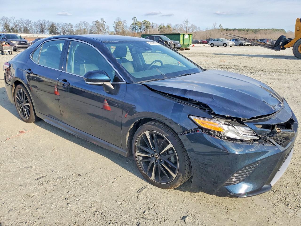 2020 TOYOTA CAMRY XSE photo 4