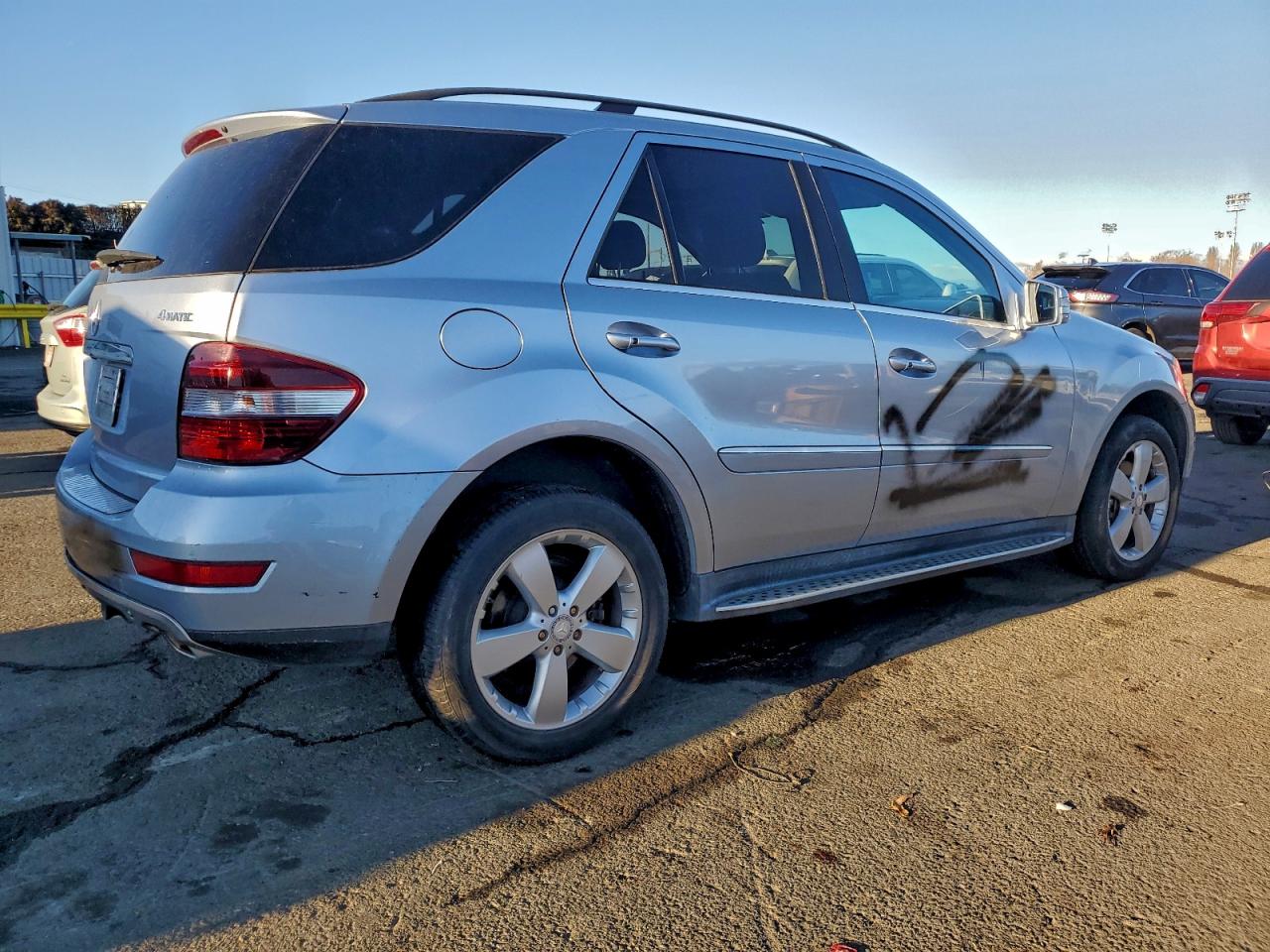 2011 MERCEDES-BENZ ML 350 4MATIC photo 3