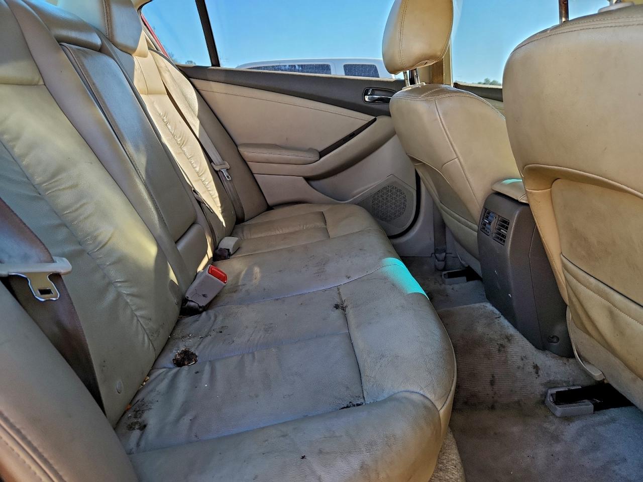 2011 NISSAN ALTIMA BASE photo 10