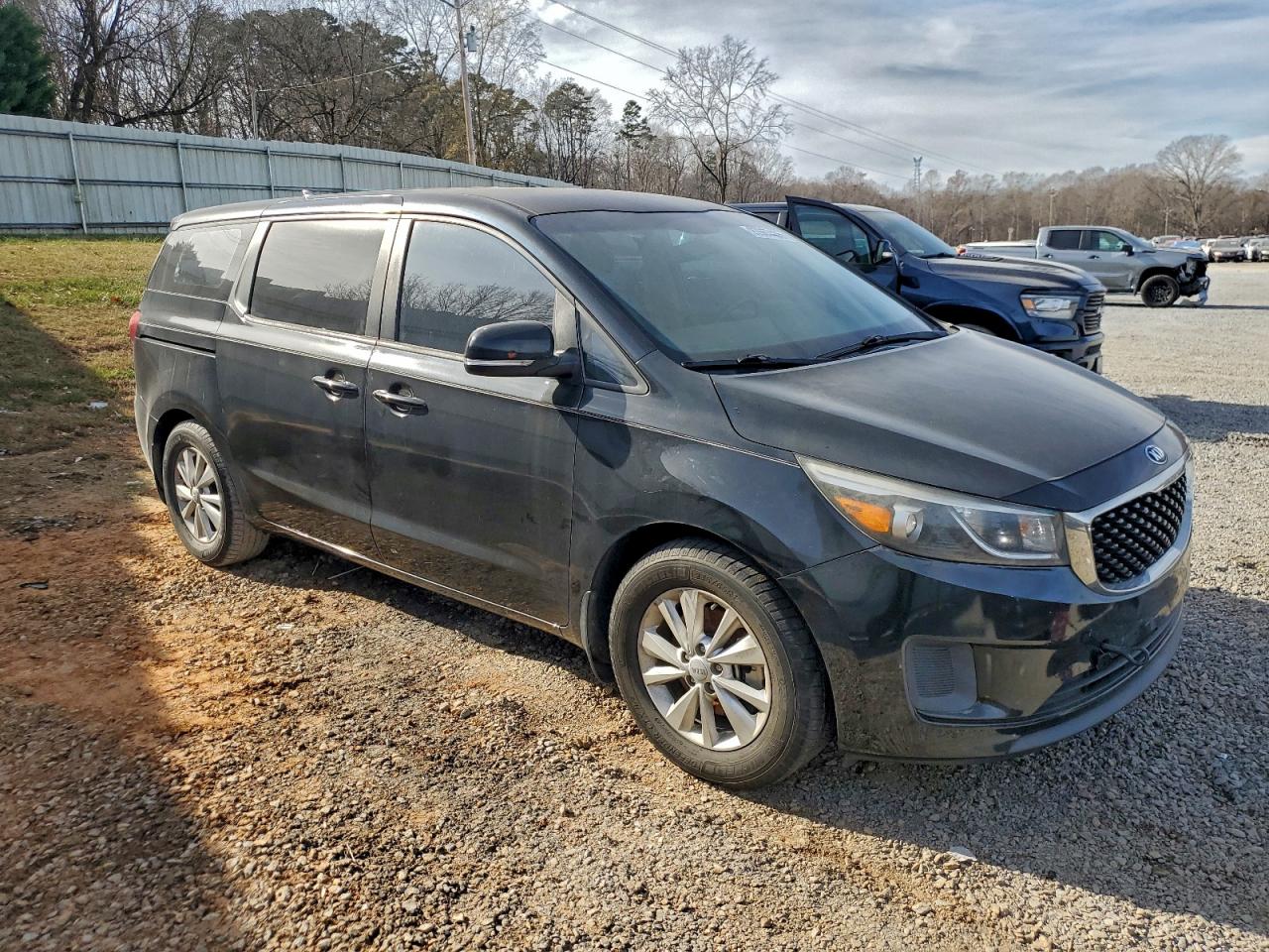 2018 KIA SEDONA L photo 4