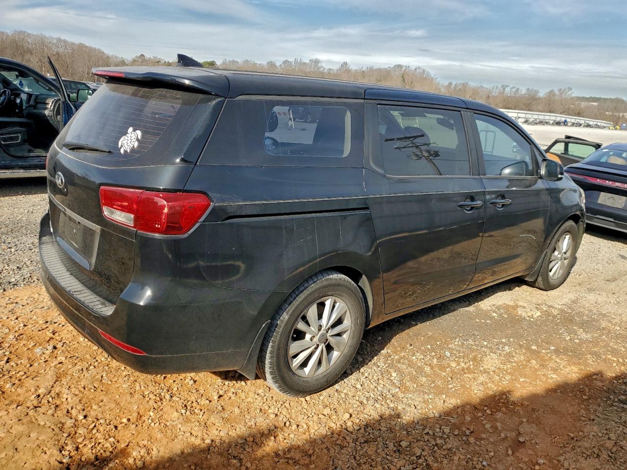 2018 KIA SEDONA L photo 3