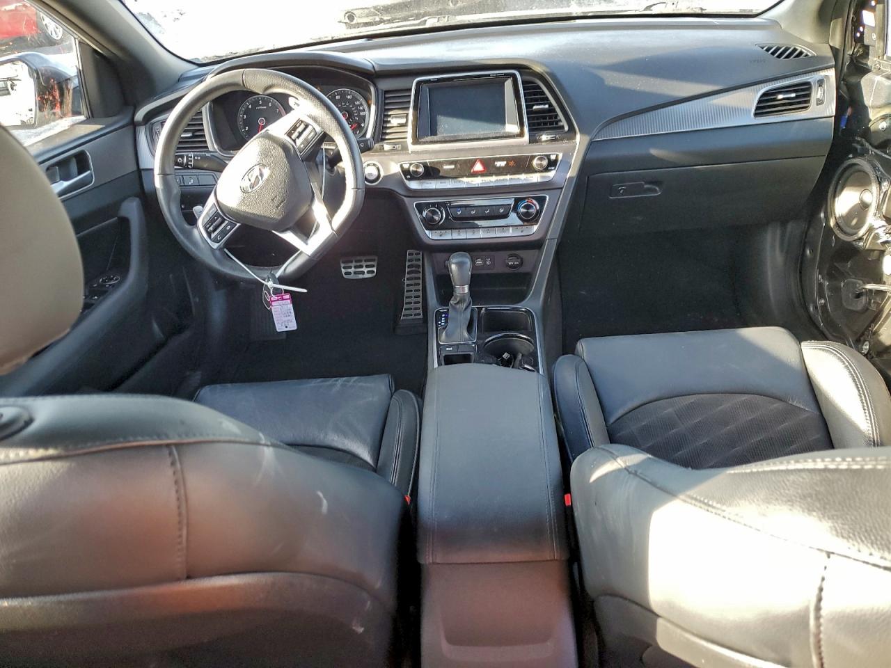 2018 HYUNDAI SONATA SPORT photo 8