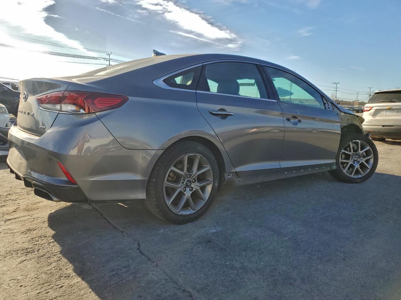 2018 HYUNDAI SONATA SPORT photo 3