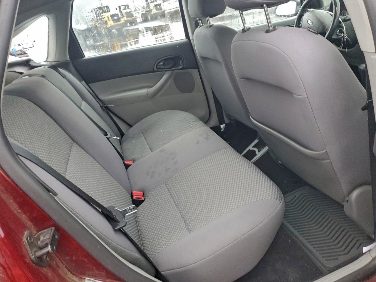2006 FORD FOCUS ZX5 photo 10