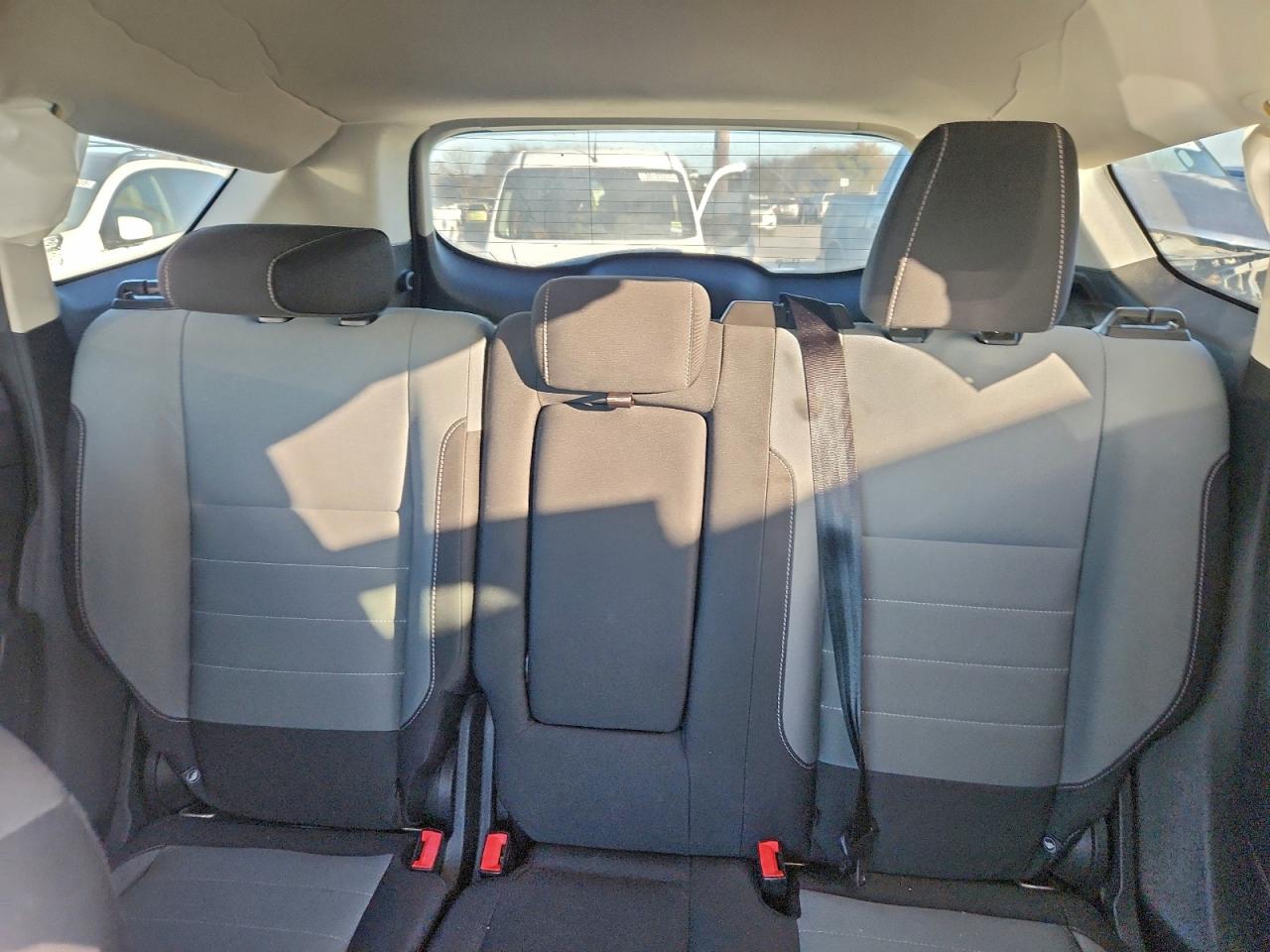 2016 FORD ESCAPE SE photo 19