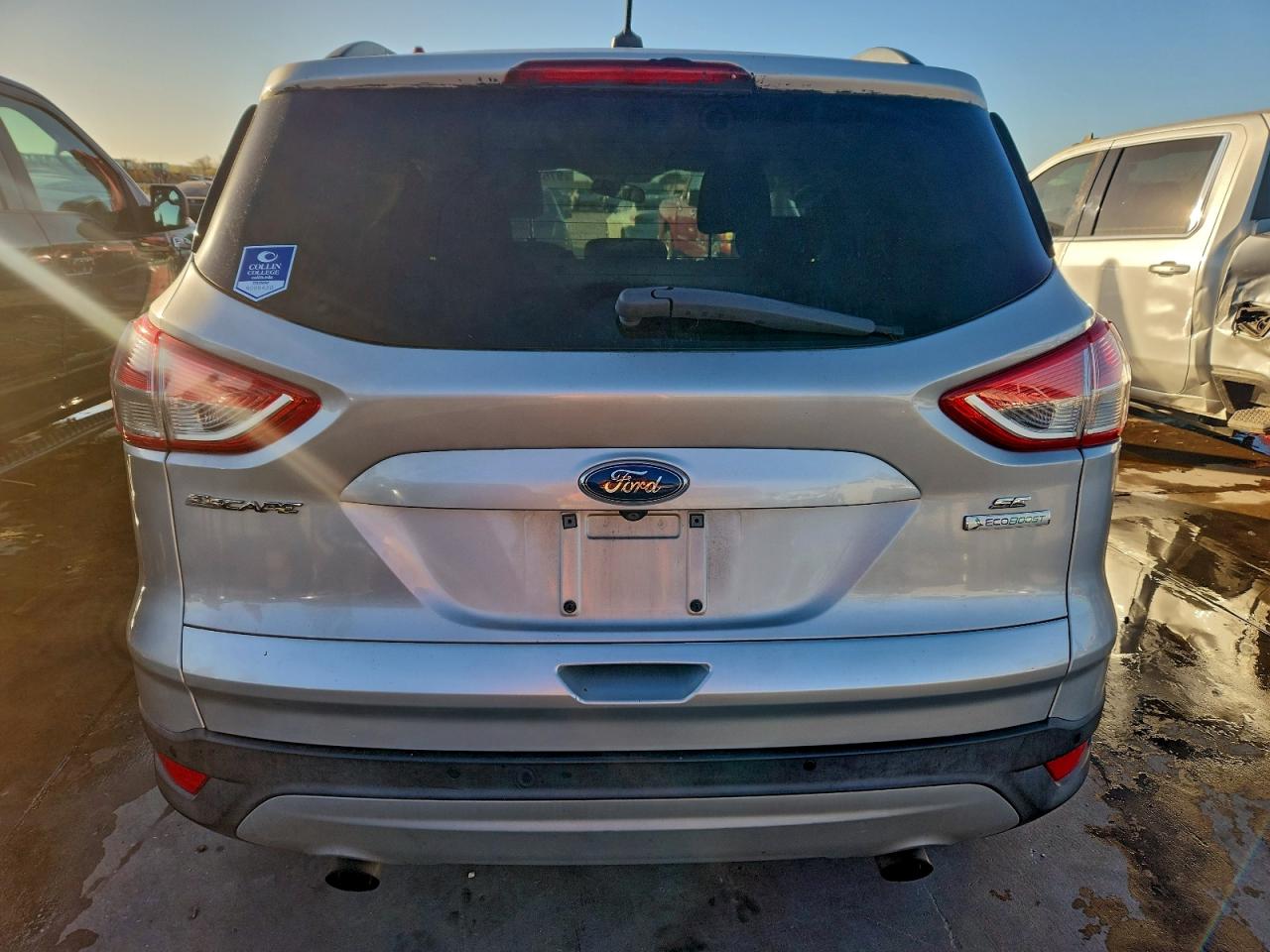 2016 FORD ESCAPE SE photo 11